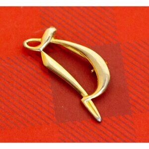 Vintage Minimalist Initial "D" Gold Tone Brooch - O27